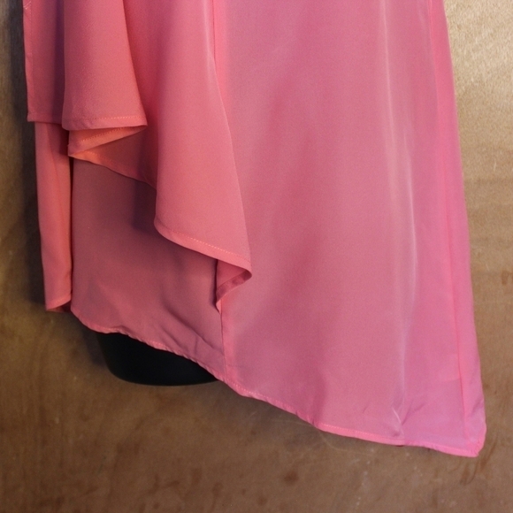 HARVÉ Bernard Asymmetrical Peach Colored Tank Top - Picture 4 of 7